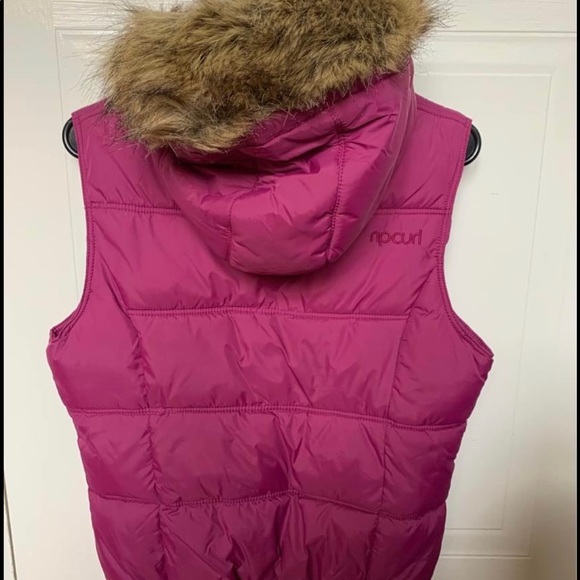 Pink Rip Curl puffer - Picture 2 of 2
